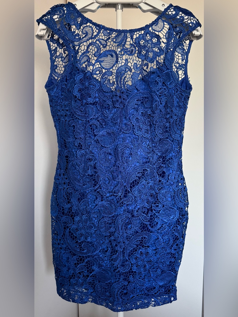 Lipsy Royal Blue Sleeveless V-back Lace Sheath Dress